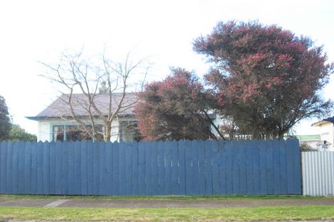 Photo of property in 706 Victoria Street, Parkvale, Hastings, 4122