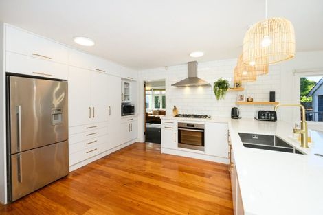 Photo of property in 10 Elmira Avenue, Hokowhitu, Palmerston North, 4410