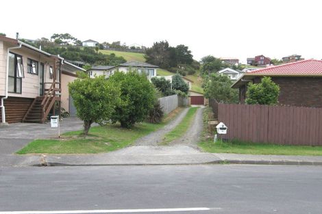 Photo of property in 1/74 West Harbour Drive, West Harbour, Auckland, 0618