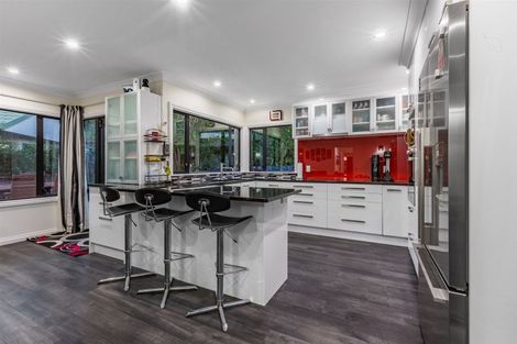 Photo of property in 2 Seascape View, Paremata, Porirua, 5024