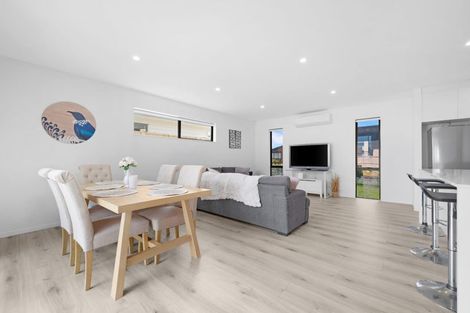 Photo of property in 1 Te Mura Crescent, Takanini, 2112