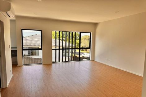 Photo of property in 24 Gladys Avenue, Glenfield, Auckland, 0629