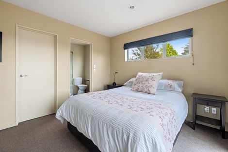 Photo of property in 29 Frye Crescent, Albert Town, Wanaka, 9305