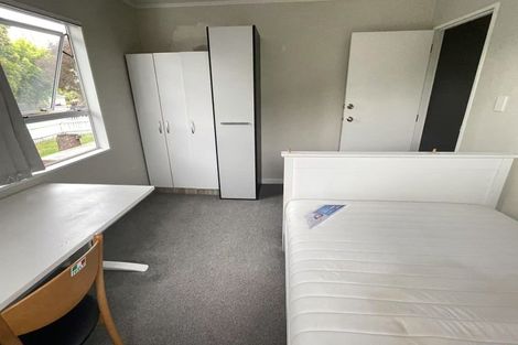 Photo of property in 2/13 Justamere Place, Weymouth, Auckland, 2103