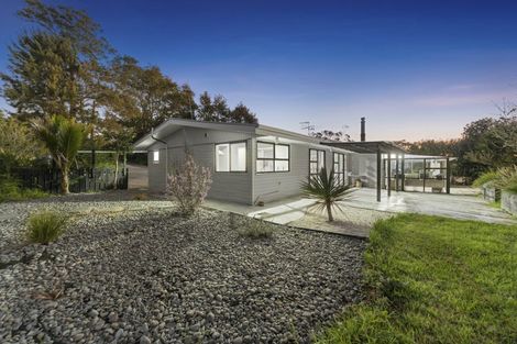 Photo of property in 87 Spur Road, Stillwater, Silverdale, 0993