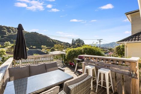 Photo of property in 27 Gardiner Grove, Wainuiomata, Lower Hutt, 5014