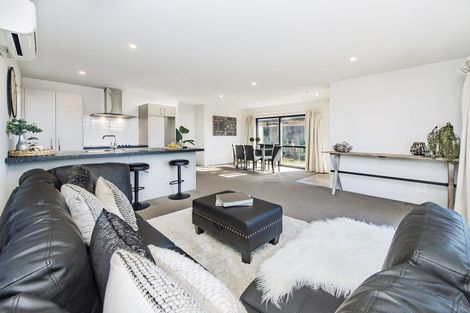 Photo of property in 8 Wallingford Crescent, Rolleston, 7615