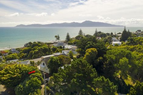 Photo of property in 19 Kainui Road, Raumati South, Paraparaumu, 5032