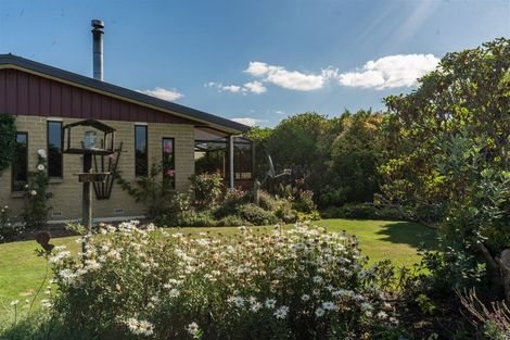 Photo of property in 15 Highgate, Milton, 9220