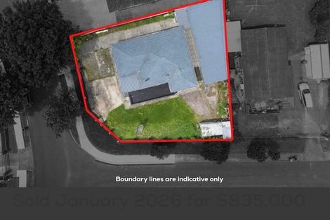 Photo of property in 66 Sikkim Crescent, Clover Park, Auckland, 2019