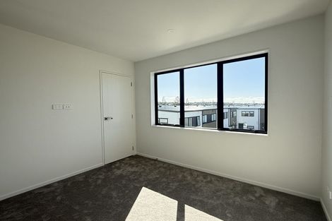 Photo of property in 33b Garadice Road, Rothesay Bay, Auckland, 0630