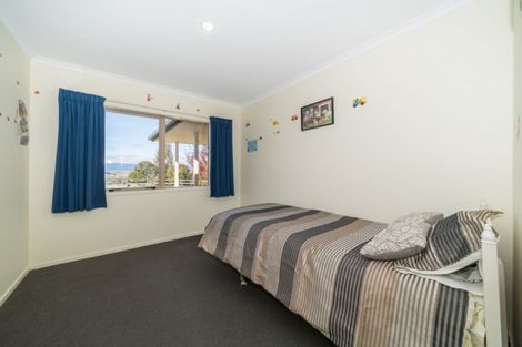 Photo of property in 10 Haggerty Street, Kimbolton, 4774