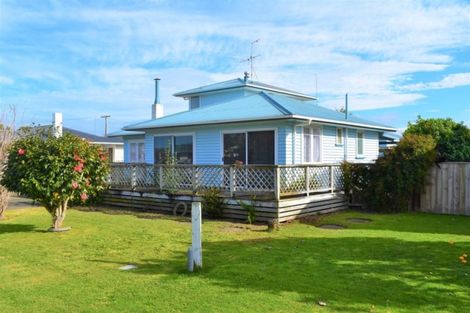 Photo of property in 16 Ayton Street, Mangapapa, Gisborne, 4010