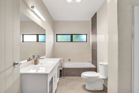 Photo of property in 23 Lithgow Drive, Otamatea, Whanganui, 4500