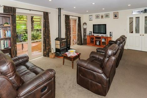 Photo of property in 35 Trigg Road, Huapai, Kumeu, 0810