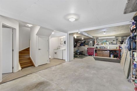 Photo of property in 19 Zion Road, Birkenhead, Auckland, 0626