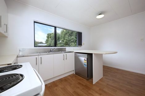 Photo of property in 67 Meadowvale Rise, Titirangi, Auckland, 0604