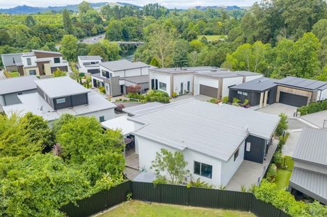 Photo of property in 12 Ada Close, Cambridge, 3434