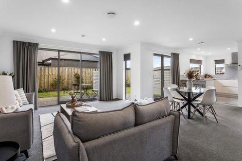 Photo of property in 80a Watkins Drive, Rangiora, 7400