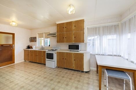 Photo of property in 14 Dorset Crescent, Hokowhitu, Palmerston North, 4410
