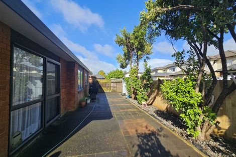 Photo of property in 11 Morewood Lane, Favona, Auckland, 2024