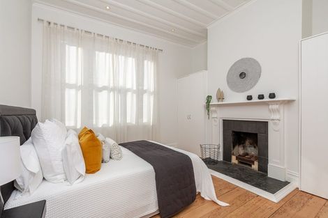 Photo of property in 35 St Marys Road, Saint Marys Bay, Auckland, 1011