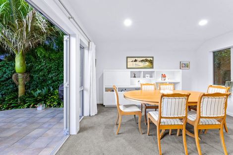 Photo of property in 18a Sylvan Park Avenue, Milford, Auckland, 0620