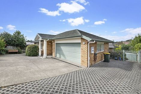Photo of property in 6 Rivervale Grove, Stanmore Bay, Whangaparaoa, 0932