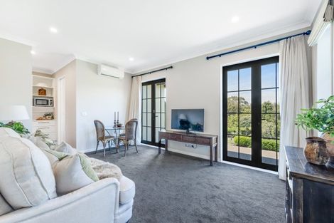 Photo of property in 61a Whitford Park Road, Whitford, Manurewa, 2576