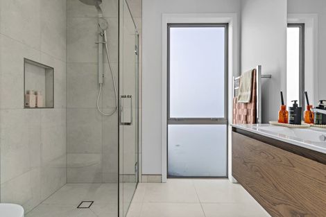 Photo of property in 1 Kenepuru Crescent, Cambridge, 3434