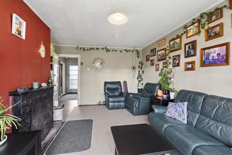 Photo of property in 15-15a Mill Street, Westport, 7825