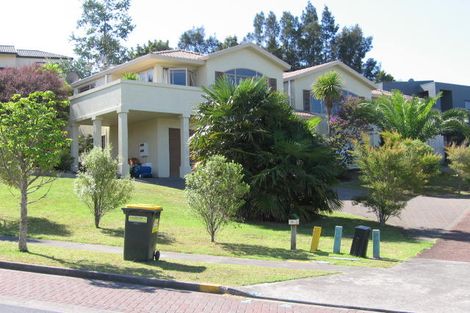 Photo of property in 22 Caversham Drive, Torbay, Auckland, 0630