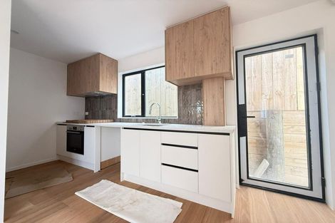 Photo of property in 4/43 Savoy Road, Glen Eden, Auckland, 0602