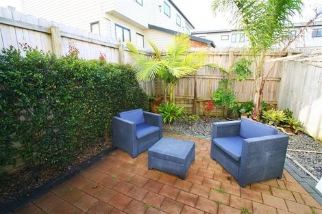 Photo of property in 49/22 Northcross Drive, Oteha, Auckland, 0632