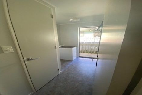 Photo of property in 33 Otanerua Road, Hatfields Beach, Orewa, 0931