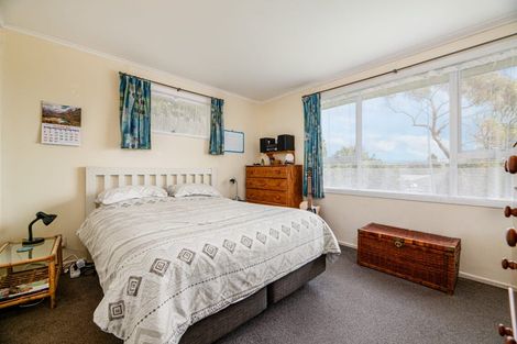 Photo of property in 9 Boler Place, New Lynn, Auckland, 0600