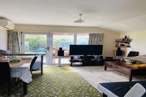 Photo of property in 106 Waltham Road, Sydenham, Christchurch, 8023
