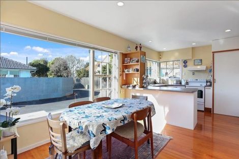 Photo of property in 1/9a Straven Road, Riccarton, Christchurch, 8011