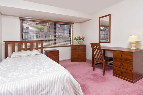 Photo of property in 23 Lexington Drive, Botany Downs, Auckland, 2010