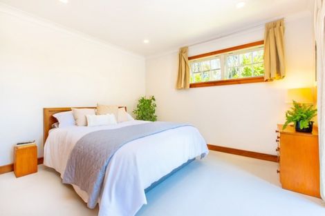 Photo of property in 1a Rakaunui Street, Raglan, 3297