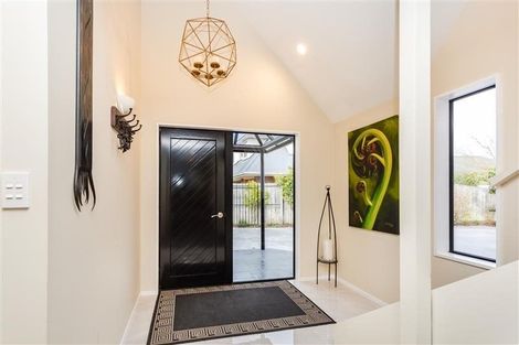 Photo of property in 8 Dorfold Mews, Avonhead, Christchurch, 8042