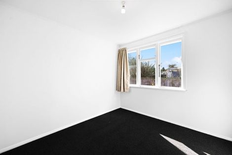 Photo of property in 8 Kenney Crescent, Fairfield, Hamilton, 3214