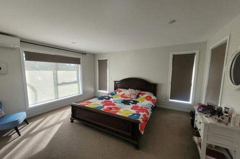 Photo of property in 14 Te Arakete Place, Hurworth, New Plymouth, 4310
