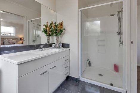 Photo of property in 2 Ocean View Rise, Ruakaka, 0116