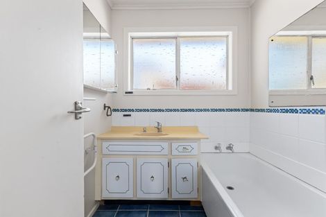 Photo of property in 23 Glamorgan Drive, Torbay, Auckland, 0630