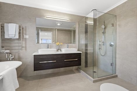 Photo of property in 32 Fennell Crescent, Silverdale, 0932