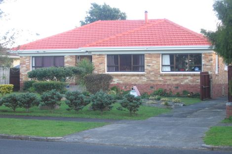Photo of property in 37 Hamilton Road, Papatoetoe, Auckland, 2025