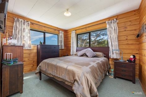 Photo of property in 38 Jackson Terrace, Ranui, Porirua, 5024