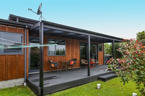 Photo of property in 34 Carthew Street, Okato, 4335