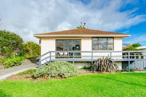 Photo of property in 4 Fincham Road, Raumati Beach, Paraparaumu, 5032